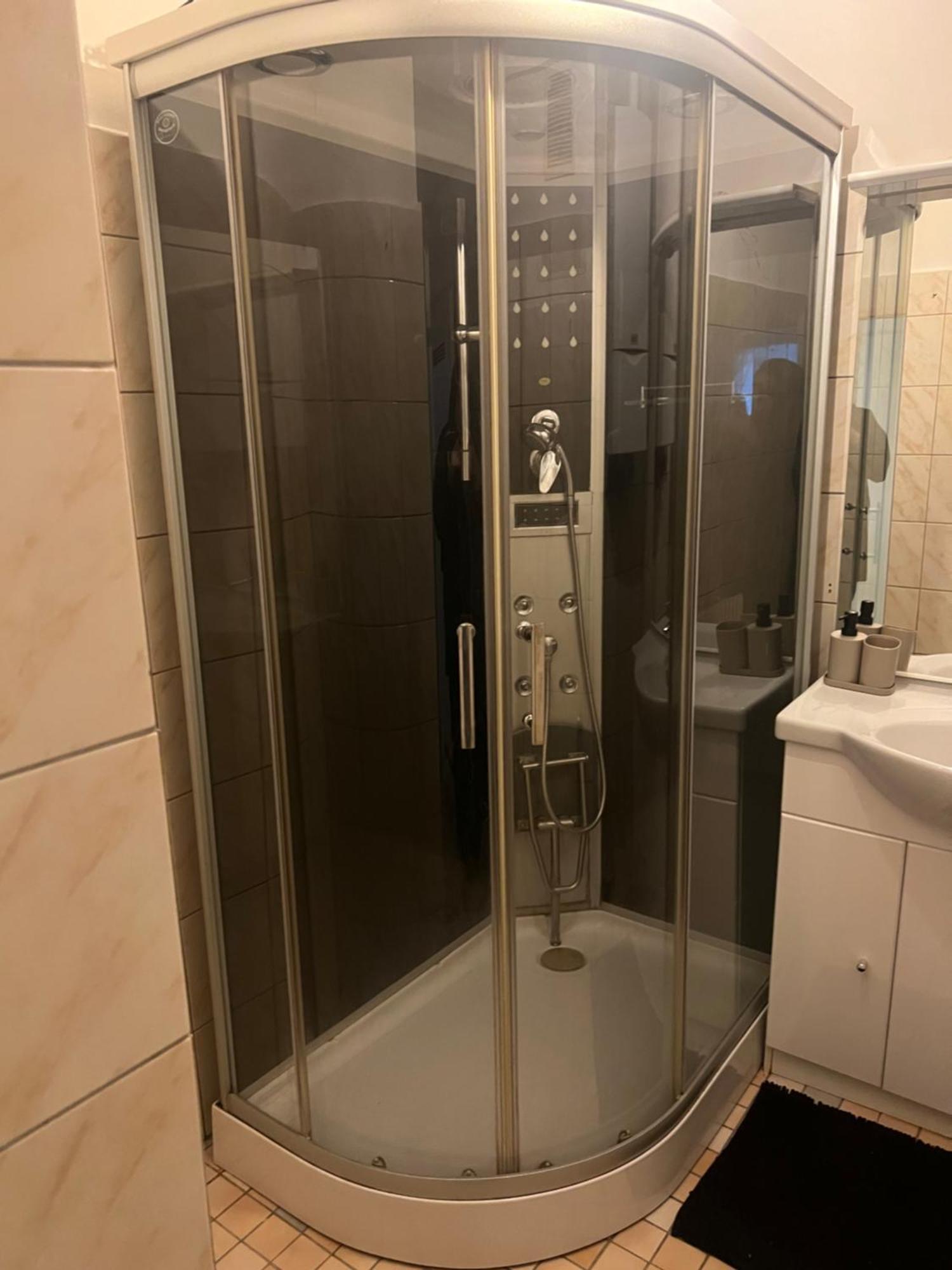 Apartament Enkplatz 2 *