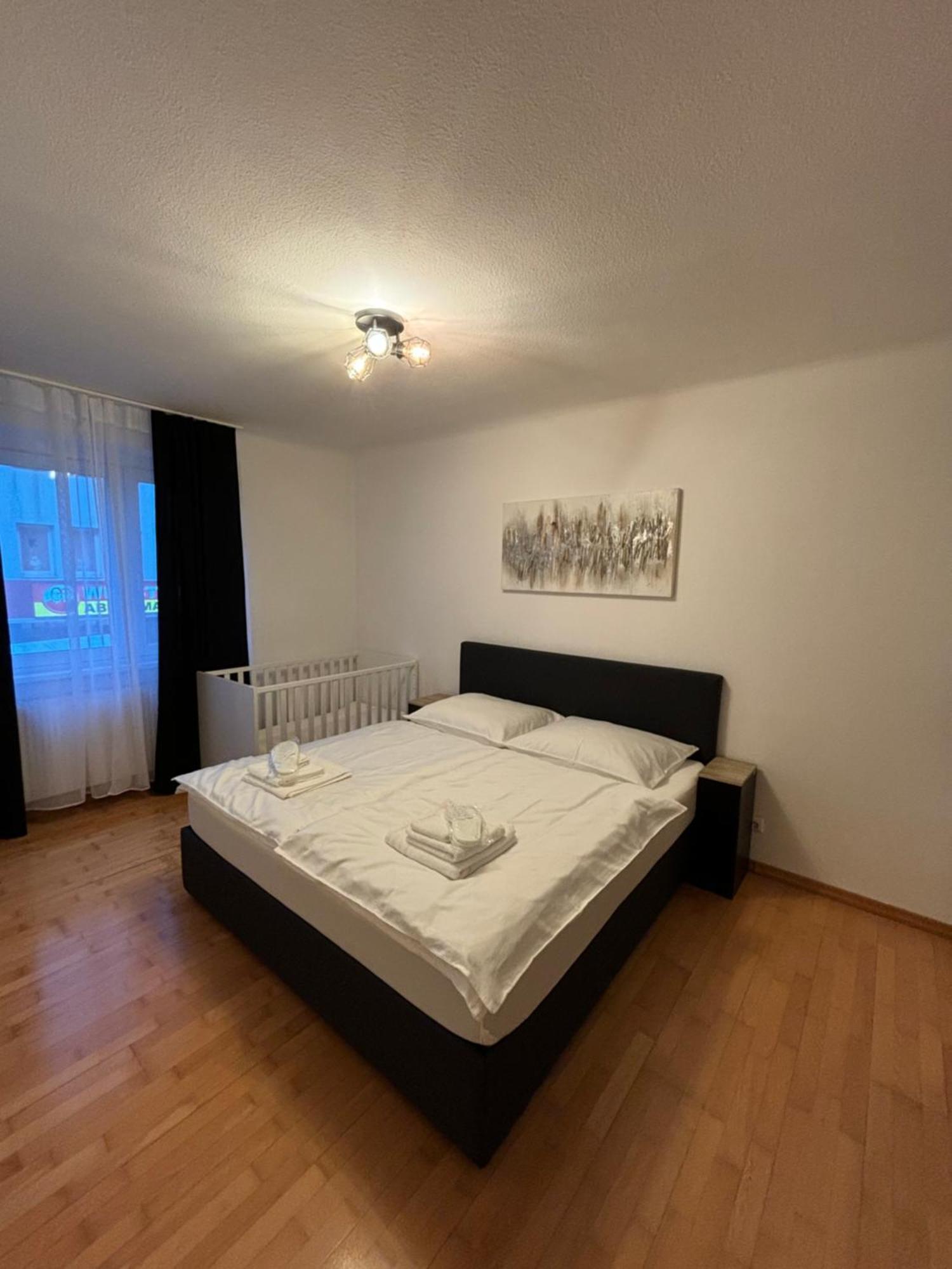 Apartament Enkplatz 2 Wiedeń