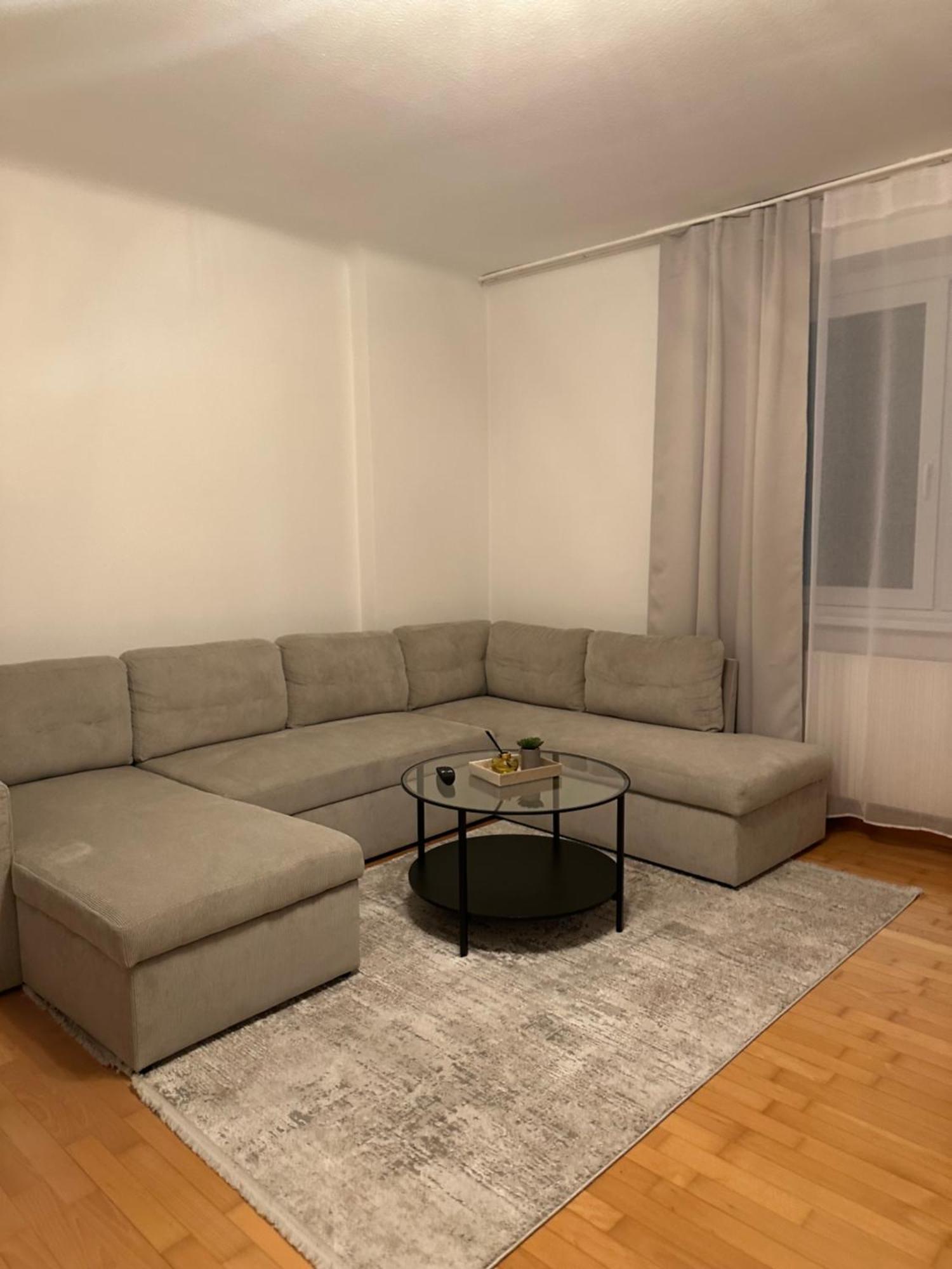 Cozy 2-bedroom Retreat Near Subway And Center Apartament *